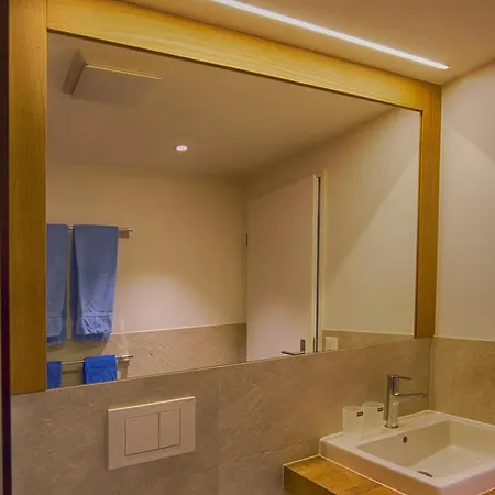 Bellevue Apartment