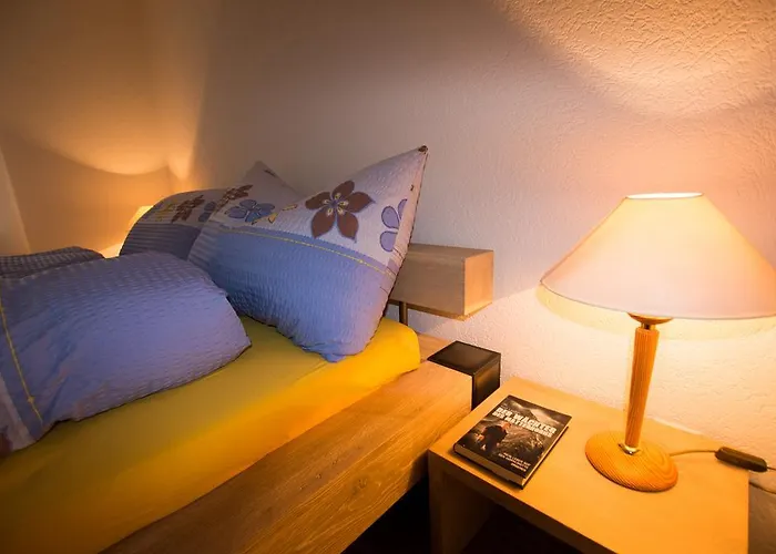 Bellevue Apartment *